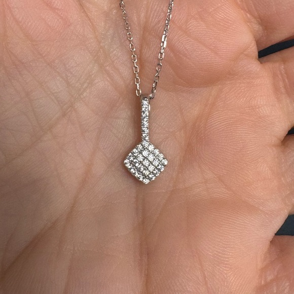 Suzy Levian Sterling Silver White CZ Pendant Necklace NWT - Picture 1 of 4